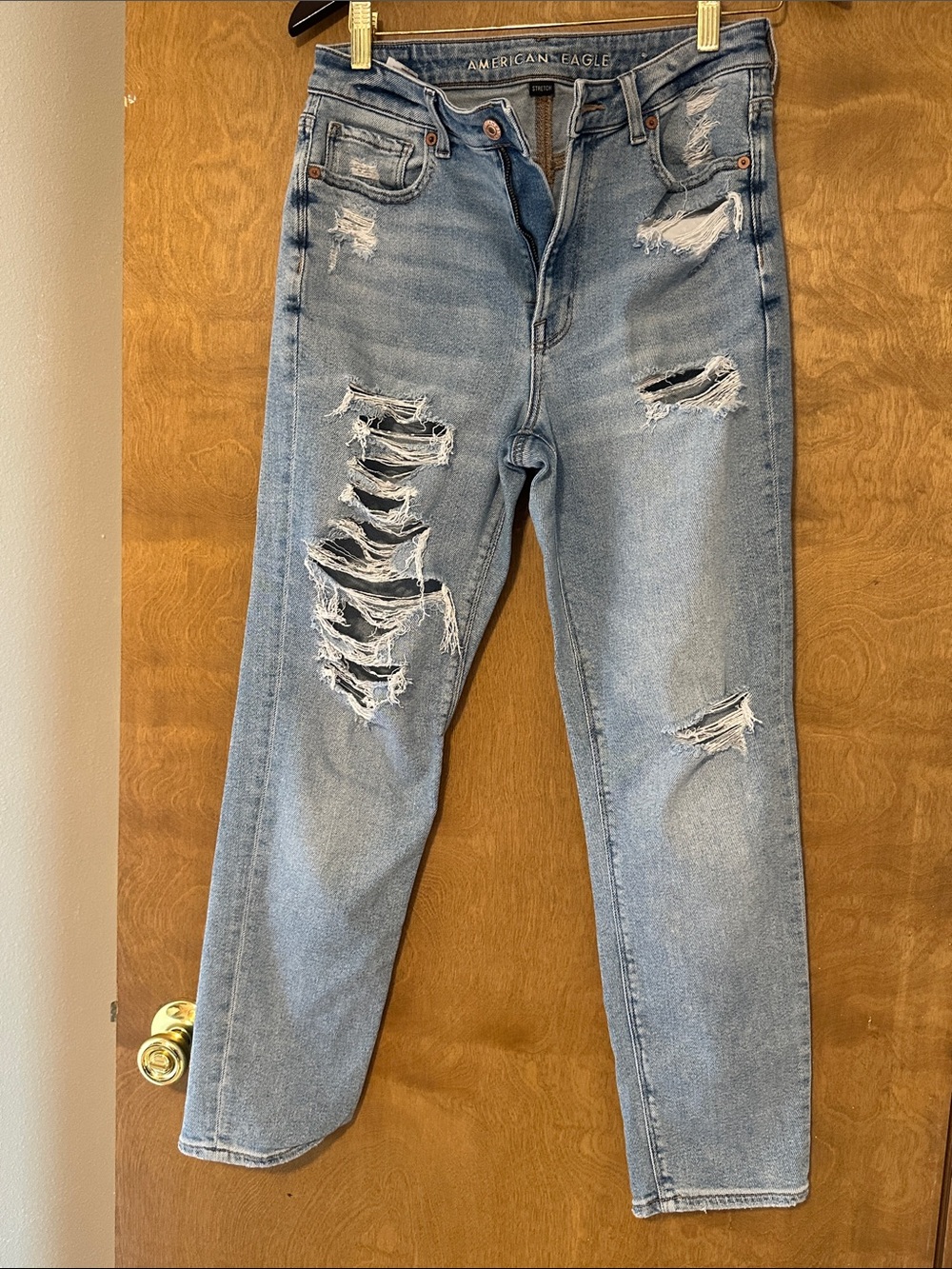 American Eagle Outfitters Light Blue Distressed Boyfriend Jeans